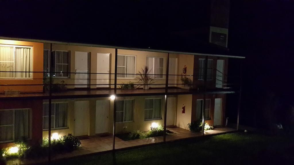 Las Lomas Suites & Spa Chascomús Extérieur photo